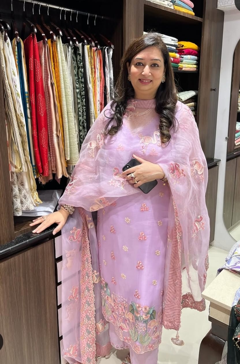 FASHIONKIYA BEST COLLTION EMBRODERY SARI PARSI WORK