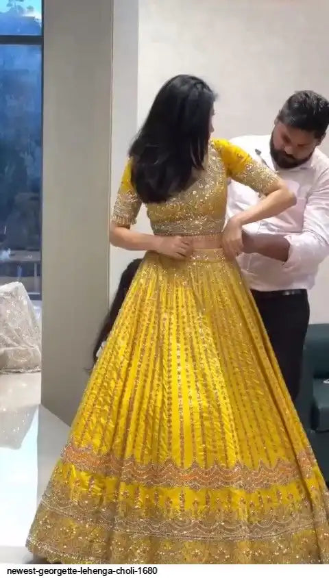 FASHIONKIYA NEWEST GEORGETTE LEHENGA CHOLI